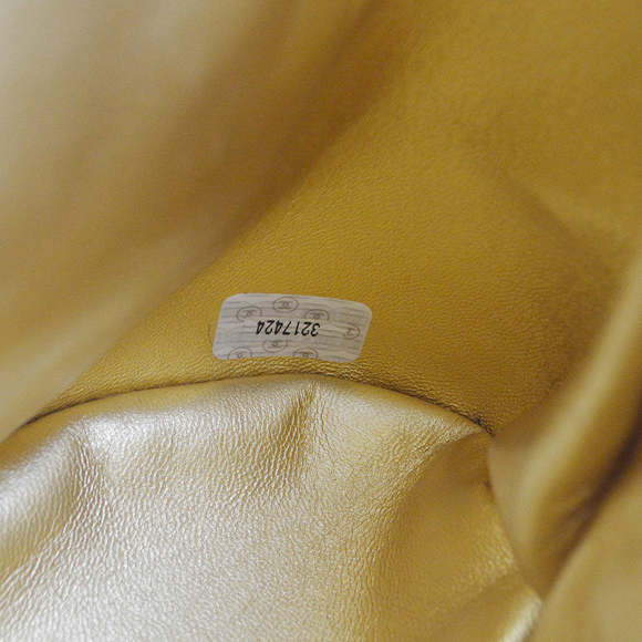 CHANEL 1994 Duma Chain Backpack Large Gold Lambskin 68056 - Picture 10 of 10